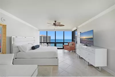 4751 Gulf Shore Blvd N #PH7, Naples, FL 34103 - Photo 17