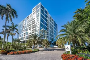 4751 Gulf Shore Blvd N, Naples, FL 34103 - Photo 1