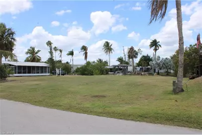 88 W Flamingo Dr, Other, FL 34141 - Photo 7