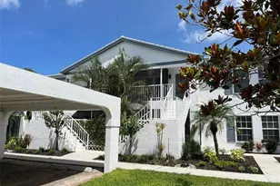 853 Tanbark Dr, Naples, FL 34108 - Photo 13