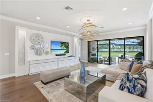 4220 Amelia Wy, Naples, FL 34119 - Photo 9