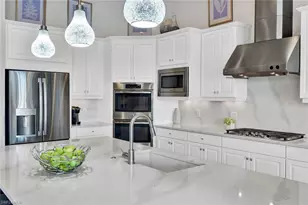 8675 Amour Ct, Naples, FL 34119 - Photo 11