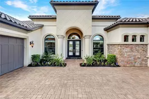 8675 Amour Ct, Naples, FL 34119 - Photo 3