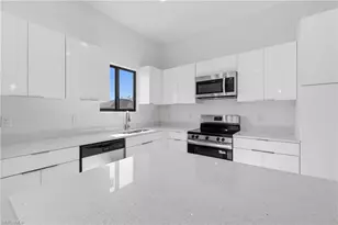 602 NW 25th Terrace, Cape Coral, FL 33993 - Photo 9