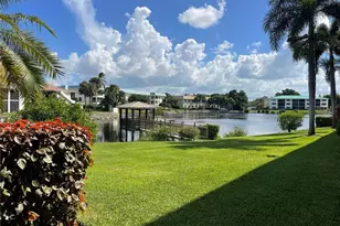 3150 Binnacle Dr, Naples, FL 34103 - Photo 3