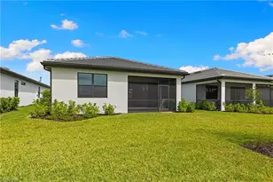 20593 Pebble Gln Dr, Estero, FL 33928 - Photo 17