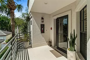 27175 Oakwood Lake Dr, Bonita Springs, FL 34134 - Photo 19