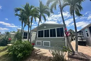 1509 Diamond Lake Cir, Naples, FL 34114 - Photo 5