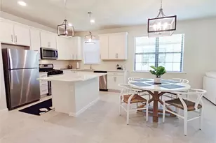 12290 Canal Grande Dr, Fort Myers, FL 33913 - Photo 11