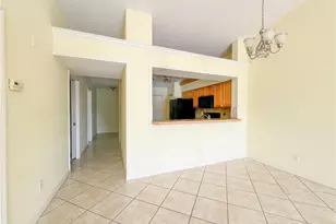 3250 Cypress Glen Way, Naples, FL 34109 - Photo 11
