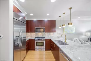 9123 Strada Pl, Naples, FL 34108 - Photo 9