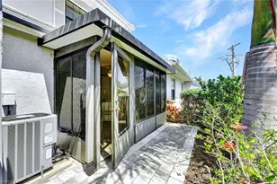 13 Marco Villas Dr, Marco Island, FL 34145 - Photo 17