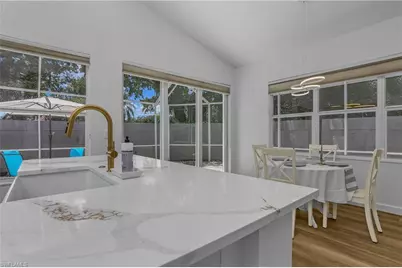 120 Livermore Ln, Naples, FL 34119 - Photo 15
