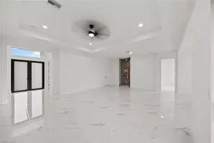 1033 Plymouth St E, Lehigh Acres, FL 33974 - Photo 9
