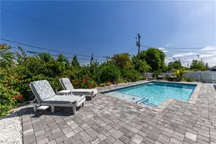 709 SW 27th St, Cape Coral, FL 33914 - Photo 19