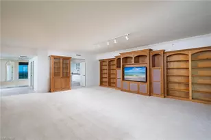 435 Dockside Dr, Naples, FL 34110 - Photo 5