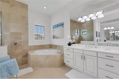 6685 Costa Cir, Naples, FL 34113 - Photo 19