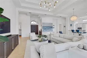 6685 Costa Cir, Naples, FL 34113 - Photo 15
