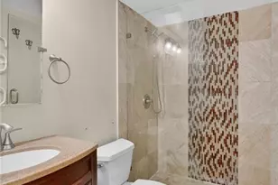 1084 Forest Lakes Dr, Naples, FL 34105 - Photo 19