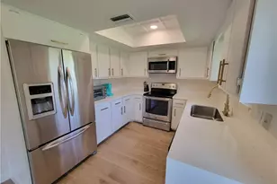809 Palm View Dr, Naples, FL 34110 - Photo 9