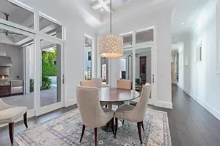 545 13th Ave S, Naples, FL 34102 - Photo 9