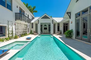 545 13th Ave S, Naples, FL 34102 - Photo 25
