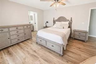 27594 Shore Dr, Bonita Springs, FL 34134 - Photo 7