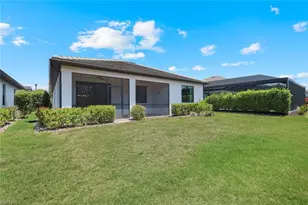 10518 Ventana Ct, Naples, FL 34120 - Photo 11