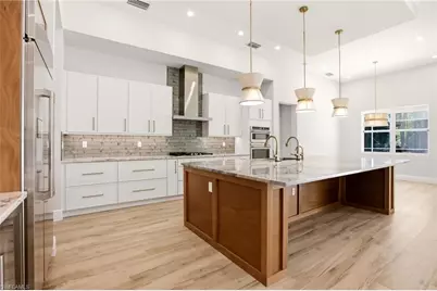 24265 Cock Robin Ln, Bonita Springs, FL 34135 - Photo 11
