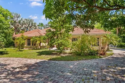3681 11th Ave SW, Naples, FL 34117 - Photo 3