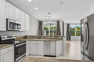 1410 Mariposa Cir, Naples, FL 34105 - Photo 9