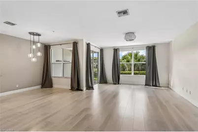 1410 Mariposa Cir #102, Naples, FL 34105 - Photo 5