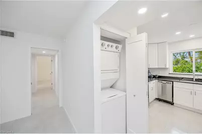 4180 Crayton Rd #E4, Naples, FL 34103 - Photo 21