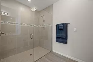 14680 Edgewater Cir, Naples, FL 34114 - Photo 15