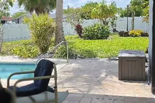 1118 NE Pine Island Ln, Cape Coral, FL 33909 - Photo 29