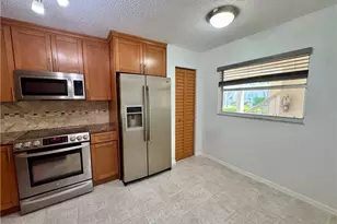 661 Squire Cir, Naples, FL 34104 - Photo 25