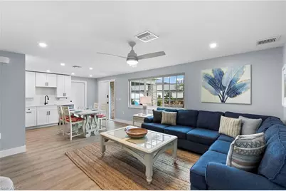 541 94th Ave N, Naples, FL 34108 - Photo 7