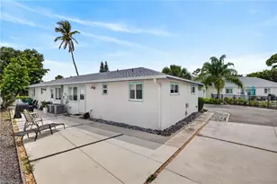 549 94th Ave N, Naples, FL 34108 - Photo 11