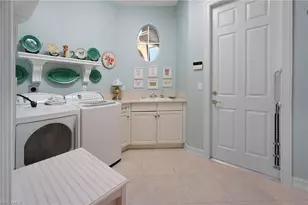 710 Shadow Lake Ln, Naples, FL 34108 - Photo 29