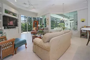 710 Shadow Lake Ln, Naples, FL 34108 - Photo 15