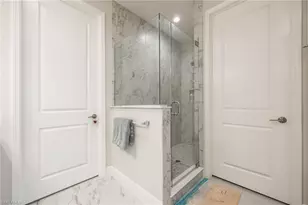 2555 Seychelles Dr, Naples, FL 34112 - Photo 29