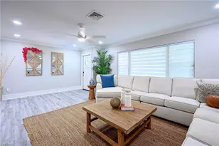 810 103rd Ave N, Naples, FL 34108 - Photo 3