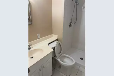 1600 Mandarin Rd, Naples, FL 34102 - Photo 9