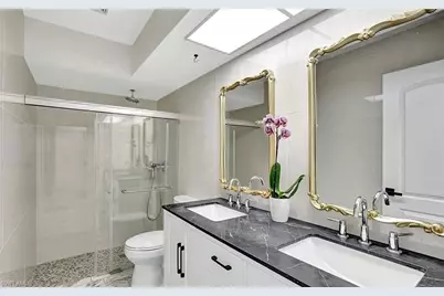 4500 1st Ave NW, Naples, FL 34119 - Photo 9