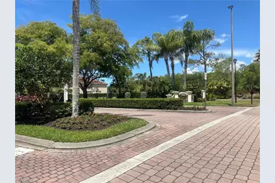 2880 Cypress Trace Cir #103, Naples, FL 34119 - Photo 29
