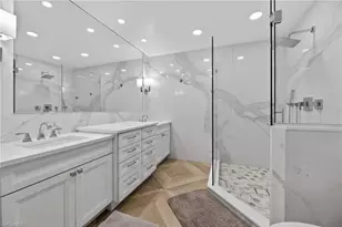 2540 Aspen Creek Ln, Naples, FL 34119 - Photo 17