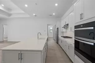 2082 Don Benito Wy, Naples, FL 34120 - Photo 5