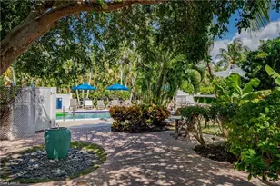 160 Palm St, Marco Island, FL 34145 - Photo 15