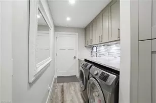 421 14th Ave NW, Naples, FL 34120 - Photo 27