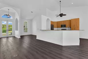 2662 SW 31st Ln, Cape Coral, FL 33914 - Photo 11